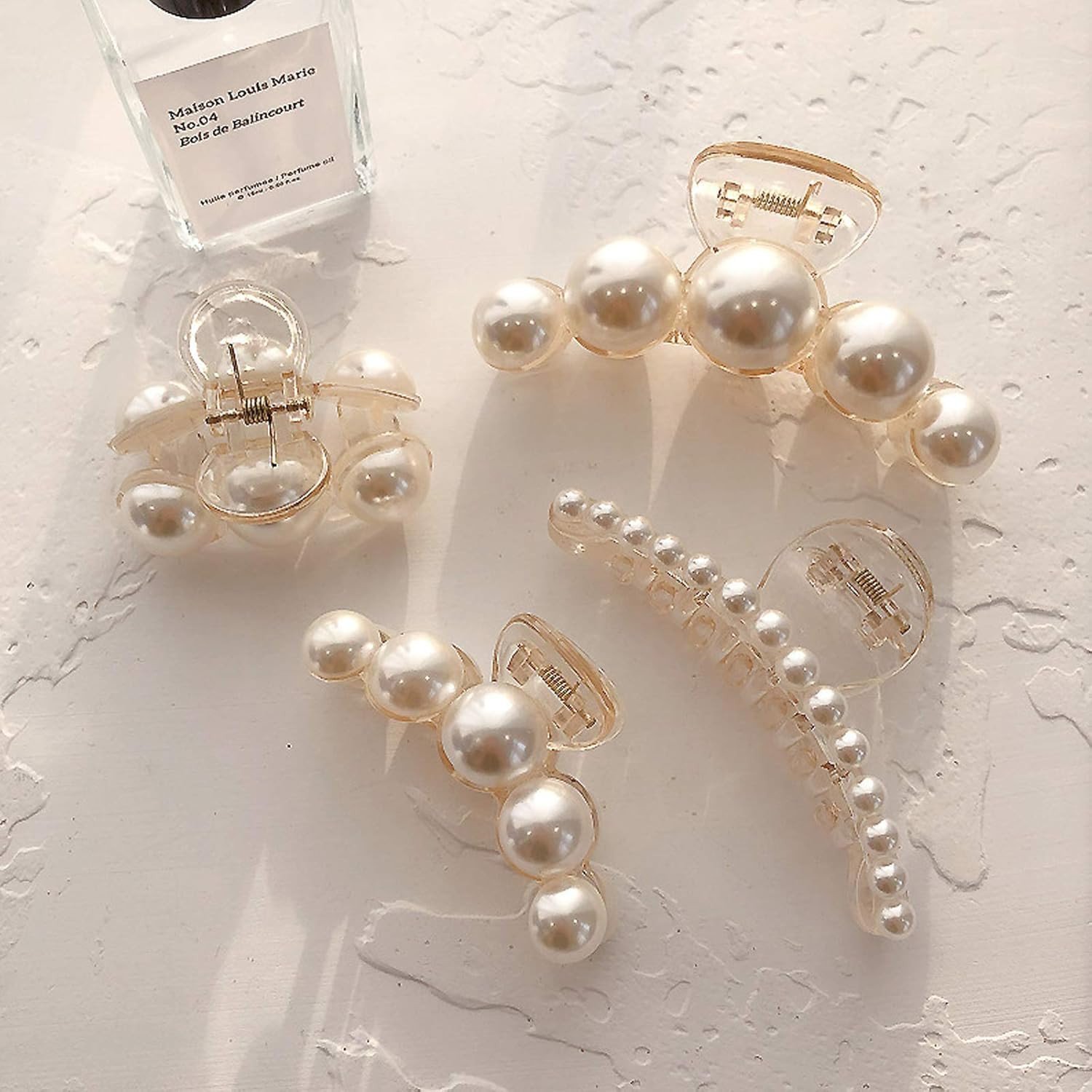 Pearl Hair Clips for Women, 4PCS Large Small Hair Claw Clip Strong Hold,Big Banana Jaw Clip Barrettes Nonslip,Hair Accessories Set Birthday Wedding Mother's Day Gift for Girl Thick Thin Curly Hair Off